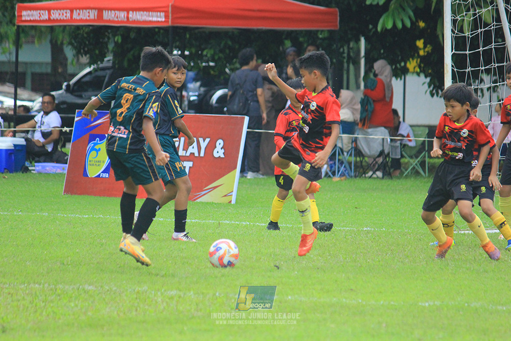 u11 120426 gagak muda vs karawang youth soccer