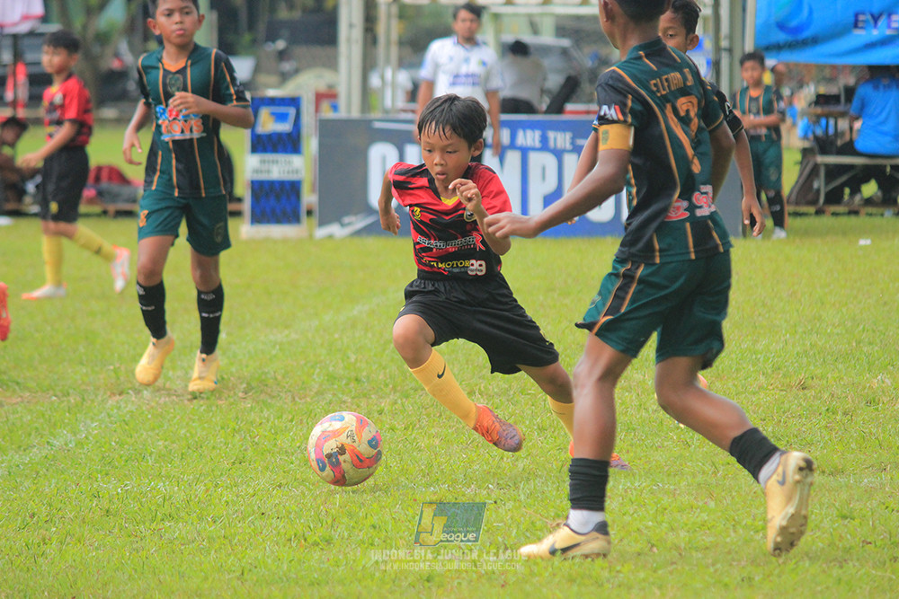 u11 120426 gagak muda vs karawang youth soccer