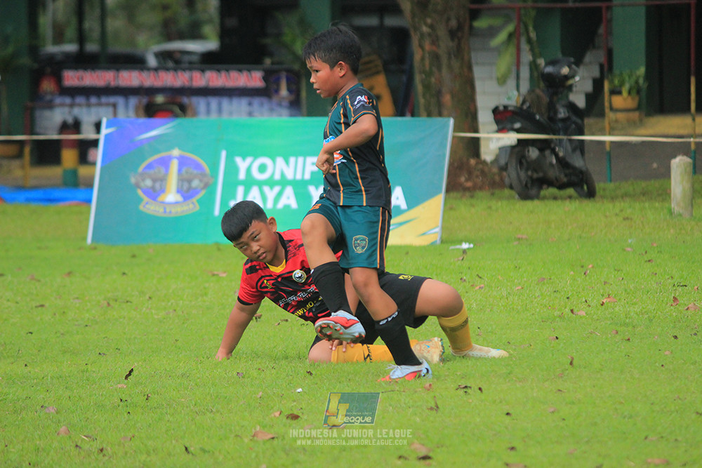 u11 120426 gagak muda vs karawang youth soccer