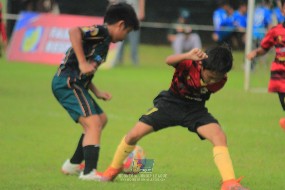 u11 120426 gagak muda vs karawang youth soccer
