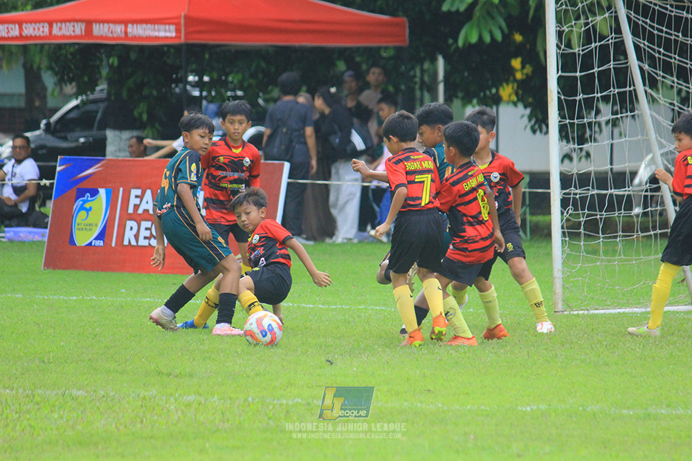 u11 120426 gagak muda vs karawang youth soccer
