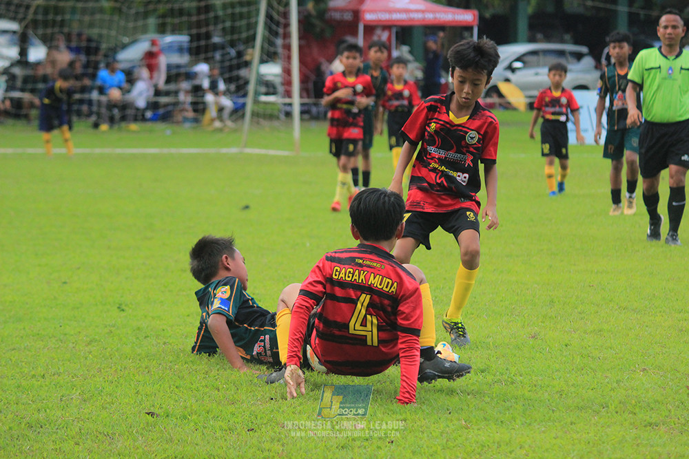 u11 120426 gagak muda vs karawang youth soccer
