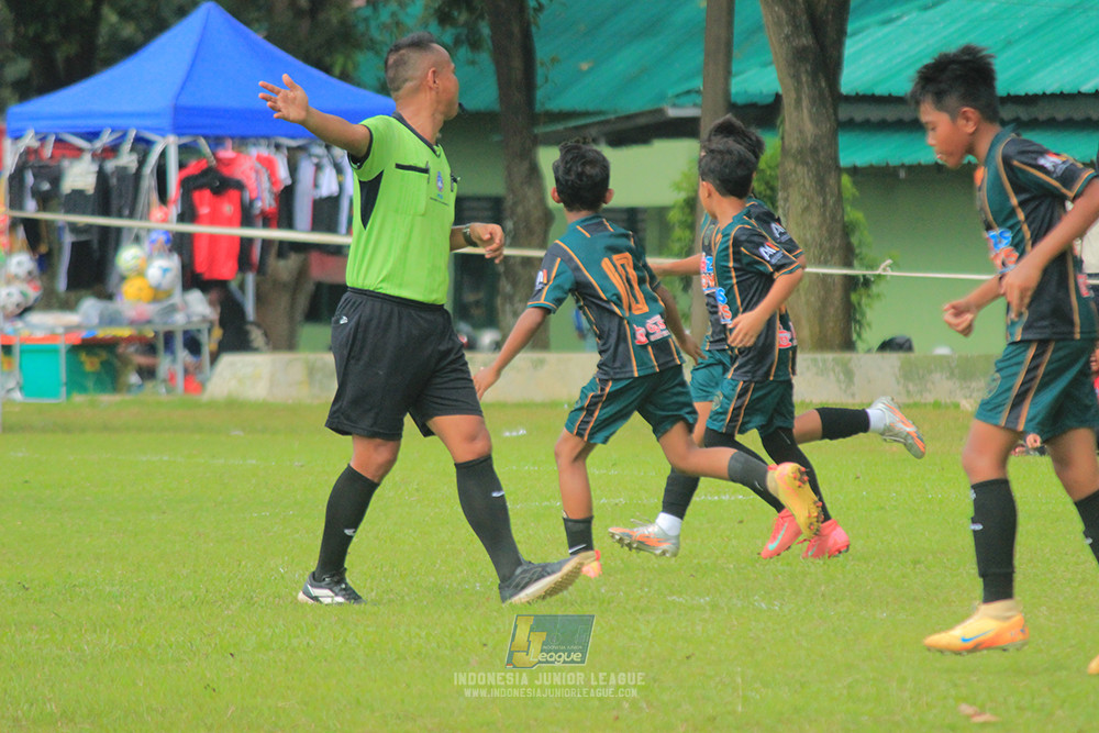 u11 120426 gagak muda vs karawang youth soccer