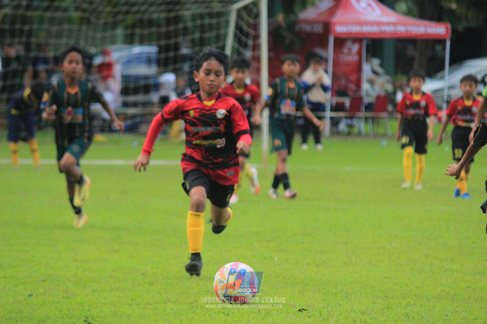 u11 120426 gagak muda vs karawang youth soccer