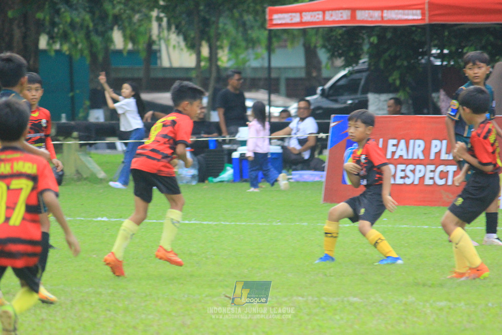 u11 120426 gagak muda vs karawang youth soccer
