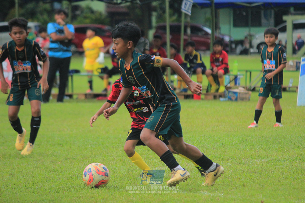 u11 120426 gagak muda vs karawang youth soccer