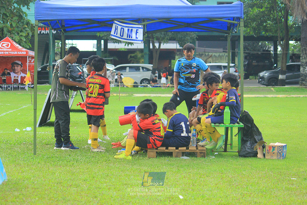 u11 120426 gagak muda vs karawang youth soccer