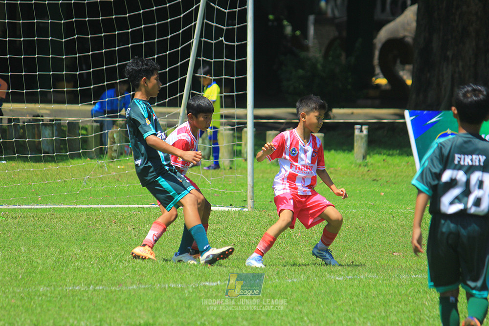 u11 120426 garuda kidz united vs farama fc