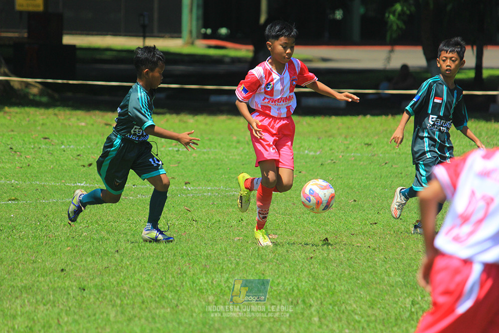 u11 120426 garuda kidz united vs farama fc