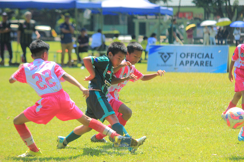 u11 120426 garuda kidz united vs farama fc