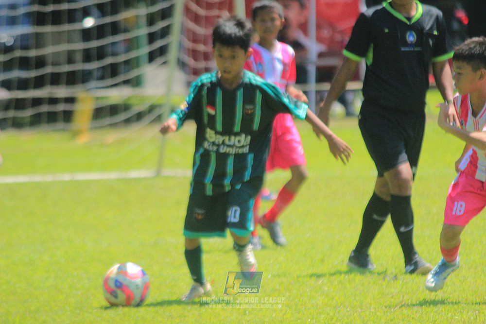u11 120426 garuda kidz united vs farama fc