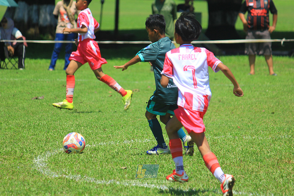 u11 120426 garuda kidz united vs farama fc