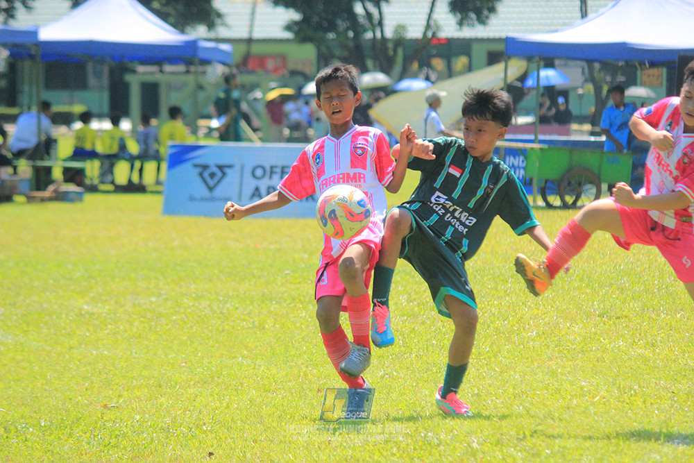 u11 120426 garuda kidz united vs farama fc