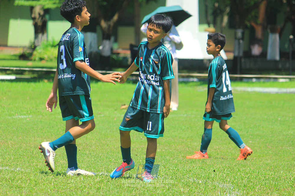 u11 120426 garuda kidz united vs farama fc