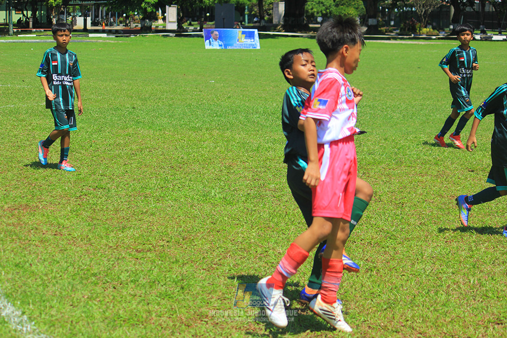 u11 120426 garuda kidz united vs farama fc