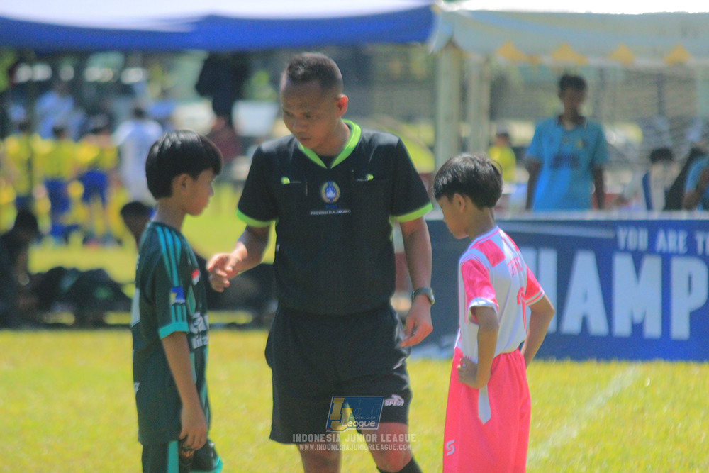 u11 120426 garuda kidz united vs farama fc