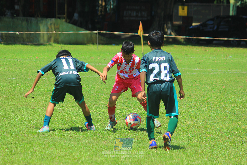 u11 120426 garuda kidz united vs farama fc