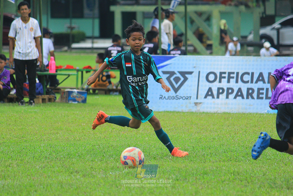 u11 120426 grand young kids vs garuda kidz united
