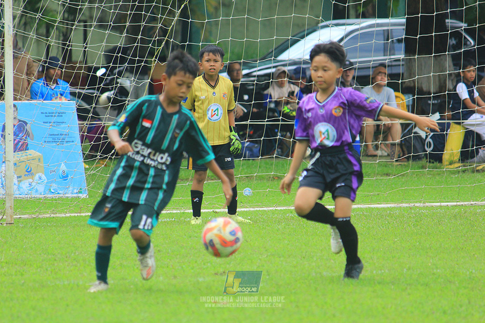 u11 120426 grand young kids vs garuda kidz united