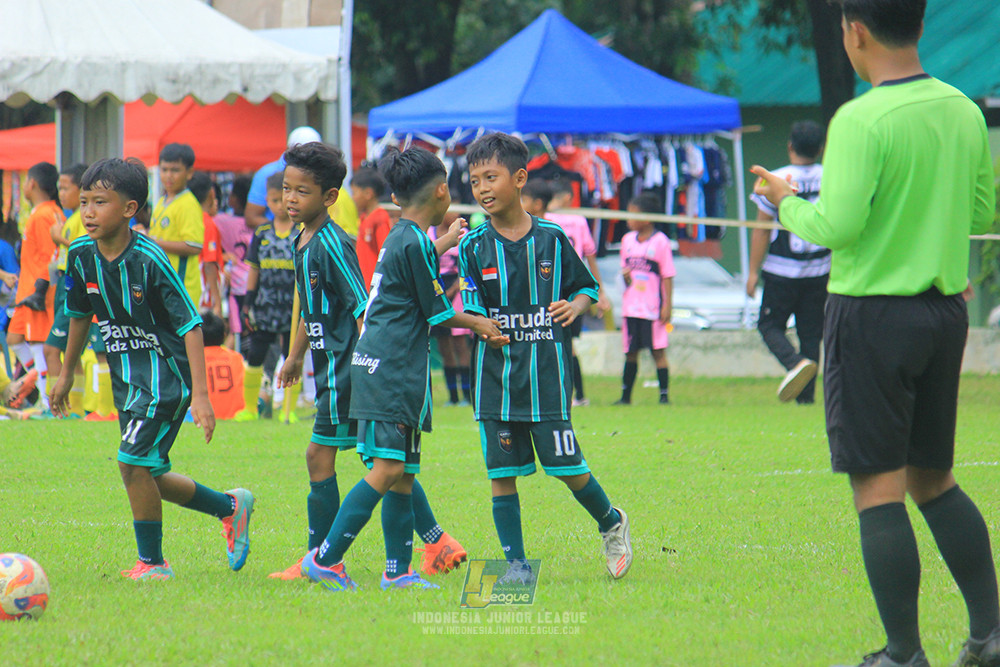 u11 120426 grand young kids vs garuda kidz united