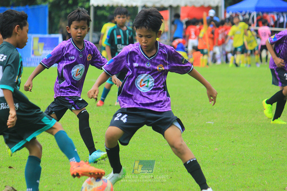 u11 120426 grand young kids vs garuda kidz united