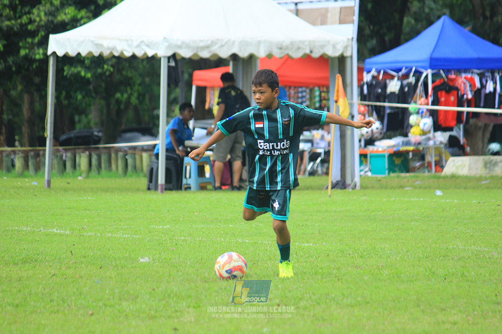 u11 120426 grand young kids vs garuda kidz united