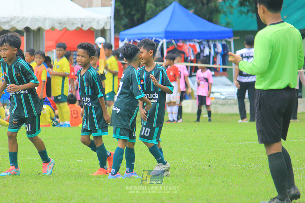 u11 120426 grand young kids vs garuda kidz united