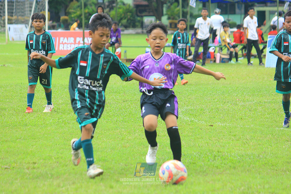 u11 120426 grand young kids vs garuda kidz united