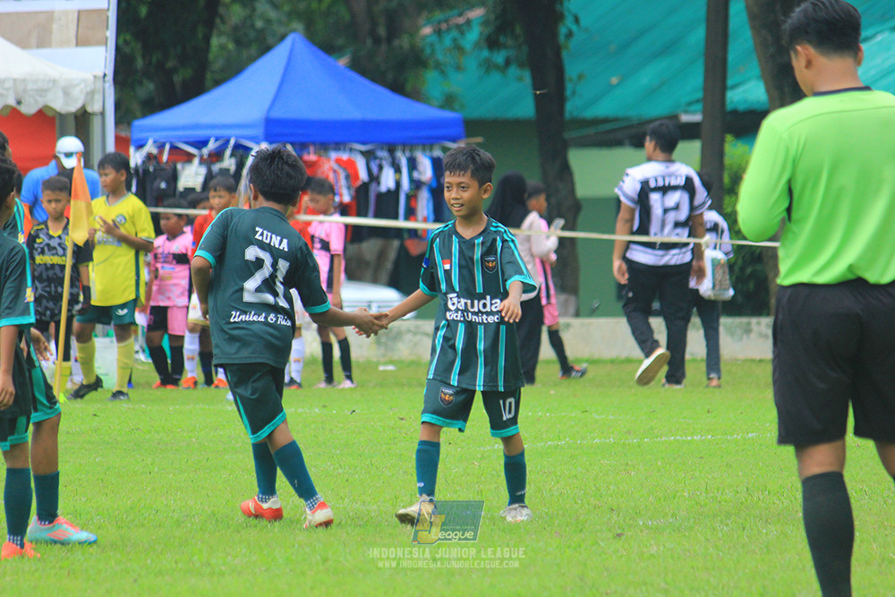 u11 120426 grand young kids vs garuda kidz united