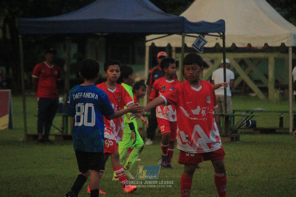 u11 120426 indonesia muda utara vs steelford united