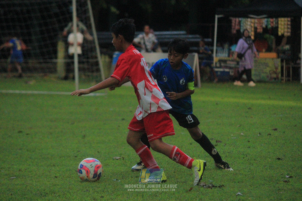u11 120426 indonesia muda utara vs steelford united