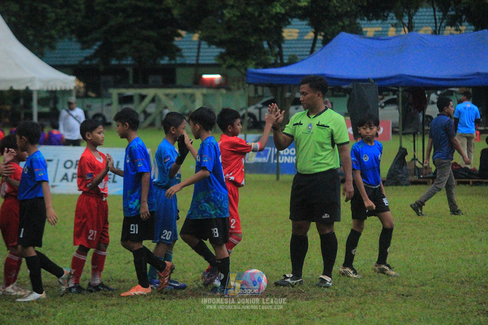 u11 120426 indonesia muda utara vs steelford united