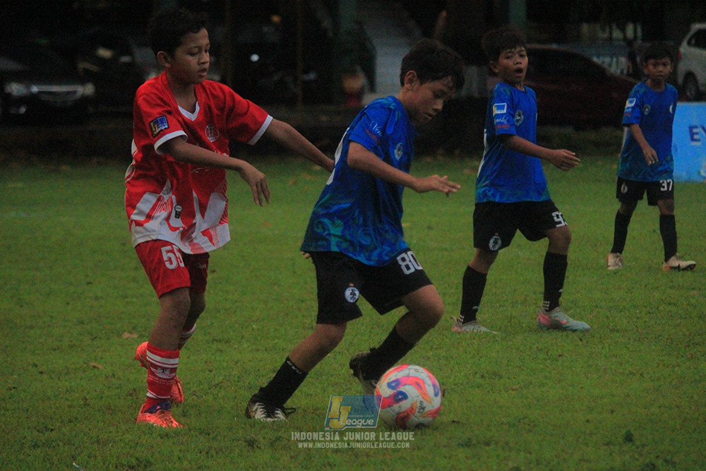 u11 120426 indonesia muda utara vs steelford united