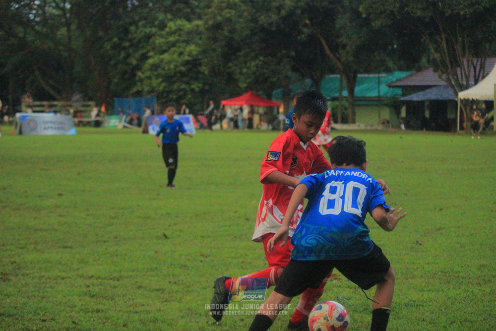 u11 120426 indonesia muda utara vs steelford united