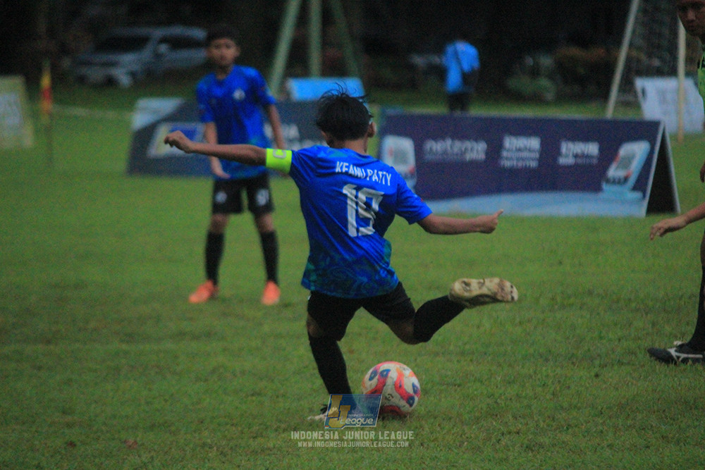 u11 120426 indonesia muda utara vs steelford united