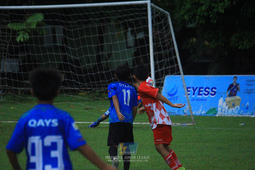 u11 120426 indonesia muda utara vs steelford united