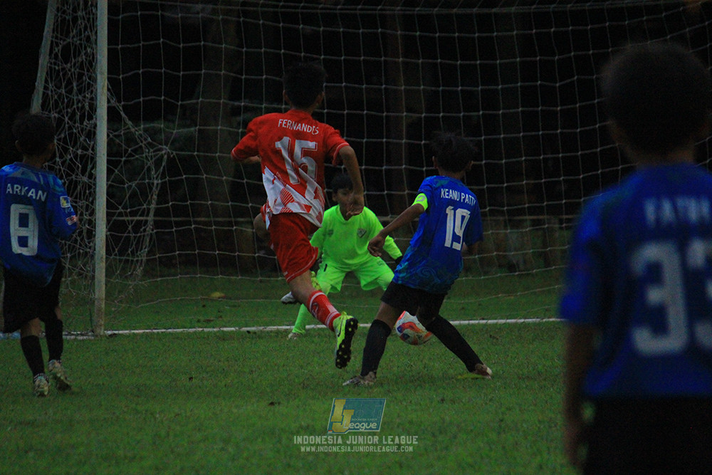 u11 120426 indonesia muda utara vs steelford united