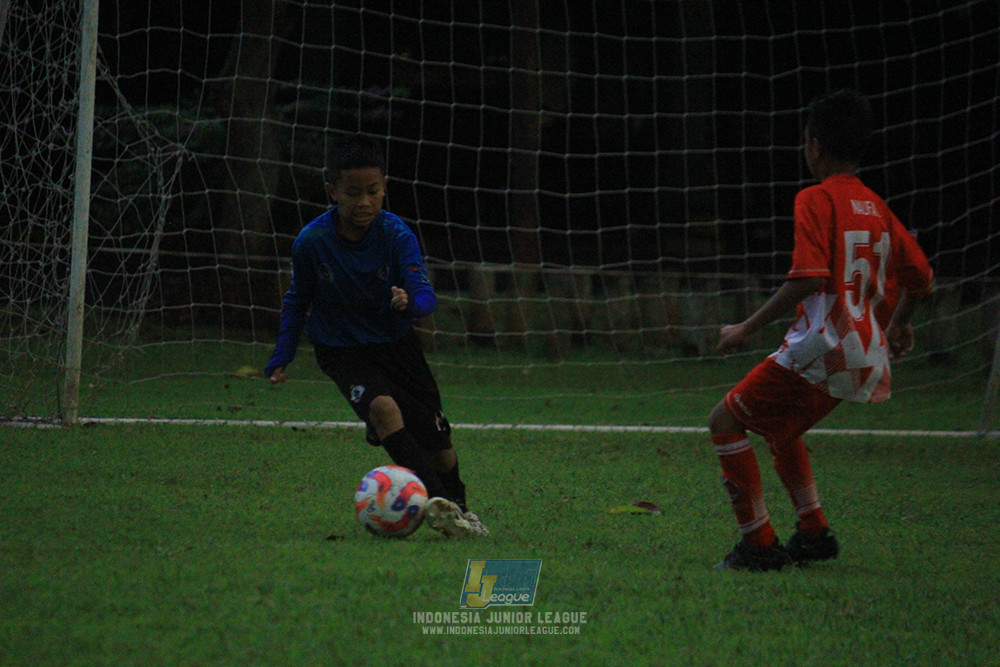u11 120426 indonesia muda utara vs steelford united