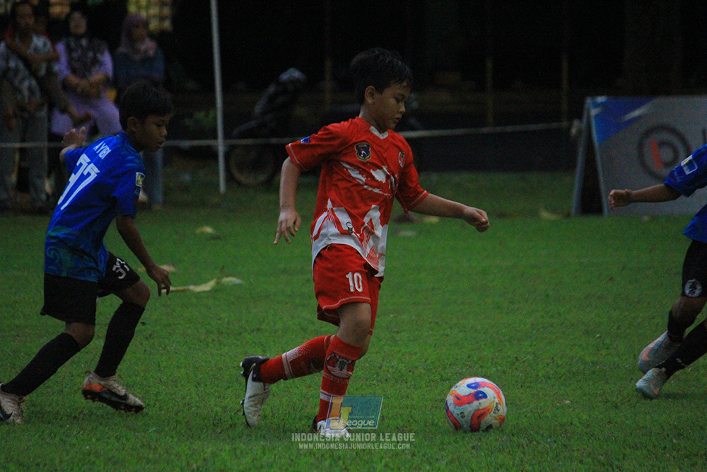 u11 120426 indonesia muda utara vs steelford united