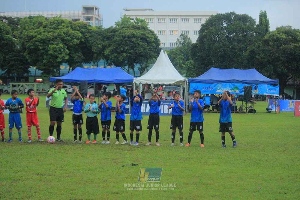 u11 120426 indonesia muda utara vs steelford united