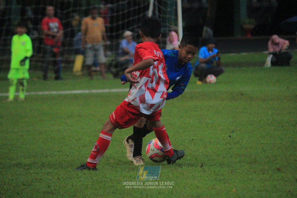 u11 120426 indonesia muda utara vs steelford united