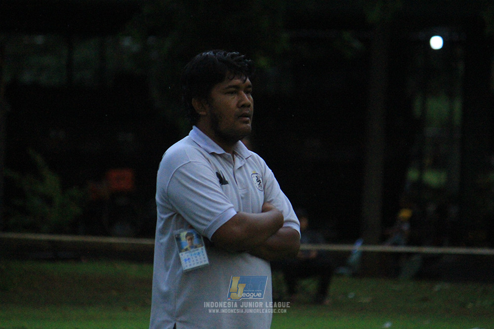 u11 120426 indonesia muda utara vs steelford united