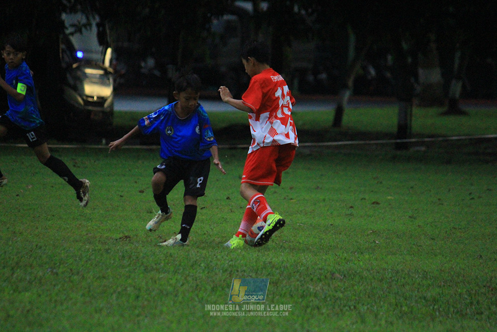 u11 120426 indonesia muda utara vs steelford united