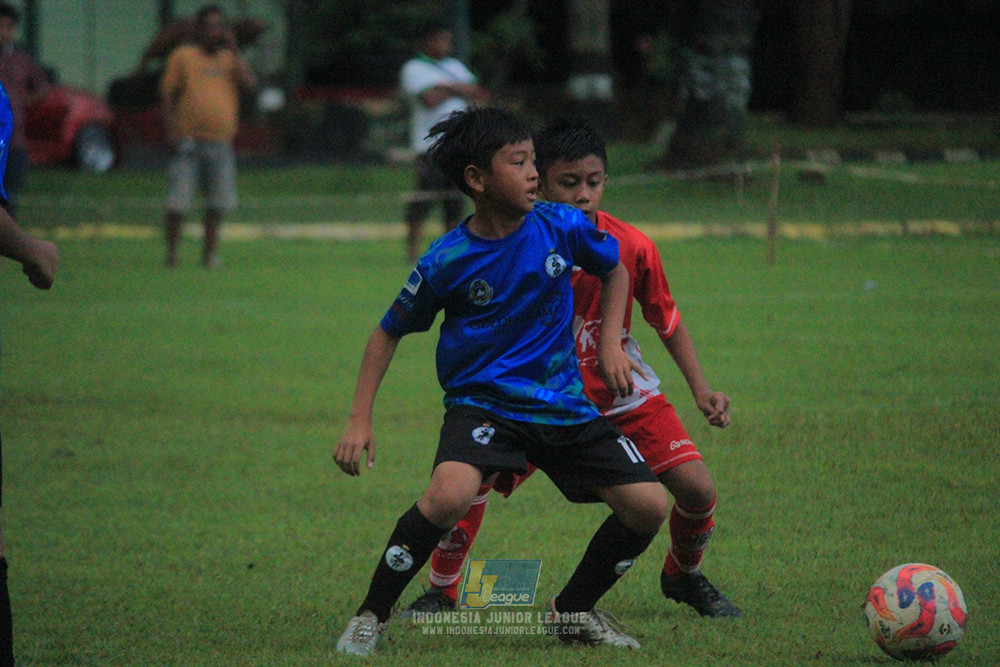 u11 120426 indonesia muda utara vs steelford united