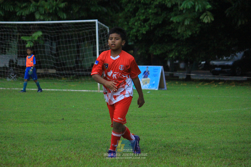 u11 120426 indonesia muda utara vs steelford united