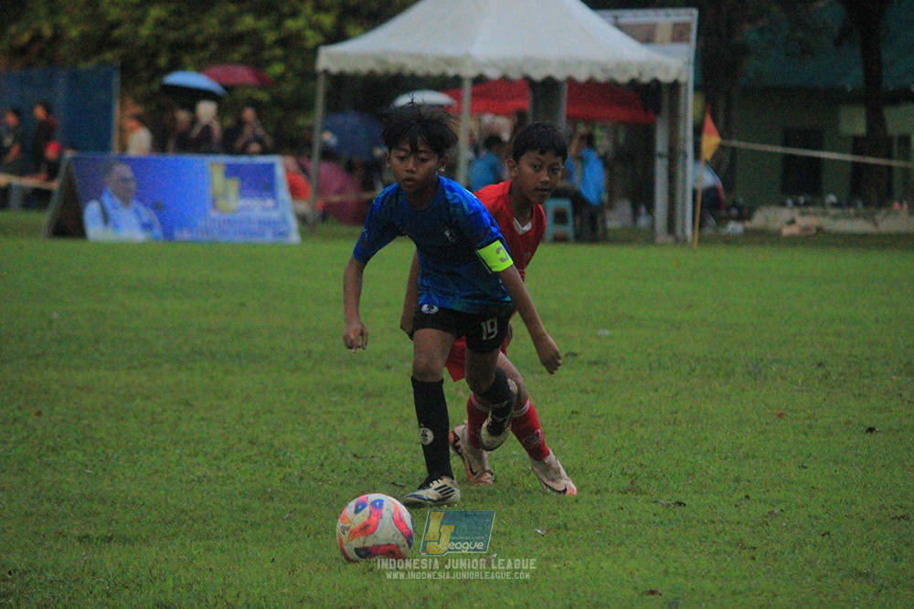 u11 120426 indonesia muda utara vs steelford united