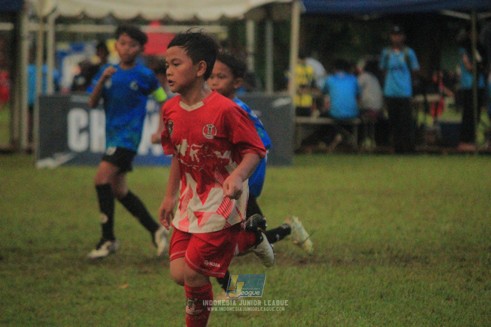 u11 120426 indonesia muda utara vs steelford united