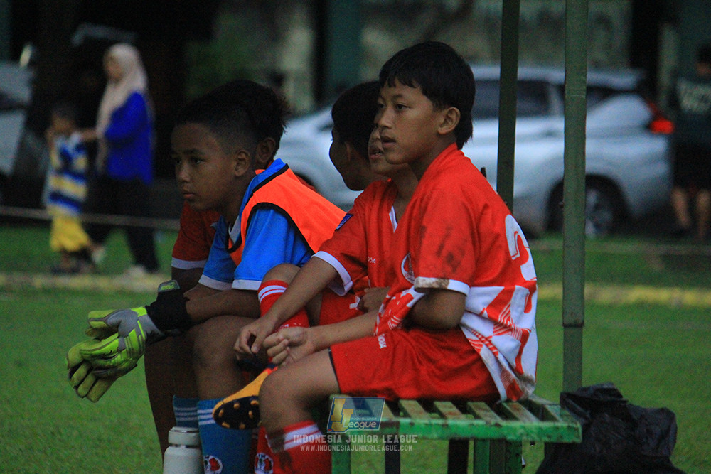 u11 120426 indonesia muda utara vs steelford united