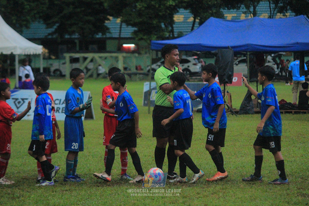 u11 120426 indonesia muda utara vs steelford united