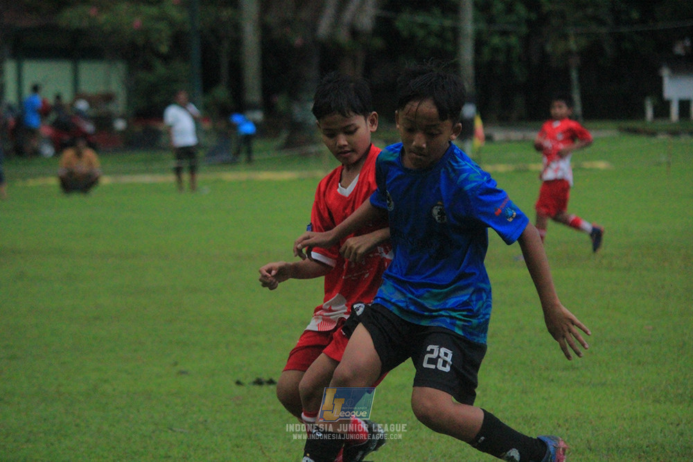 u11 120426 indonesia muda utara vs steelford united
